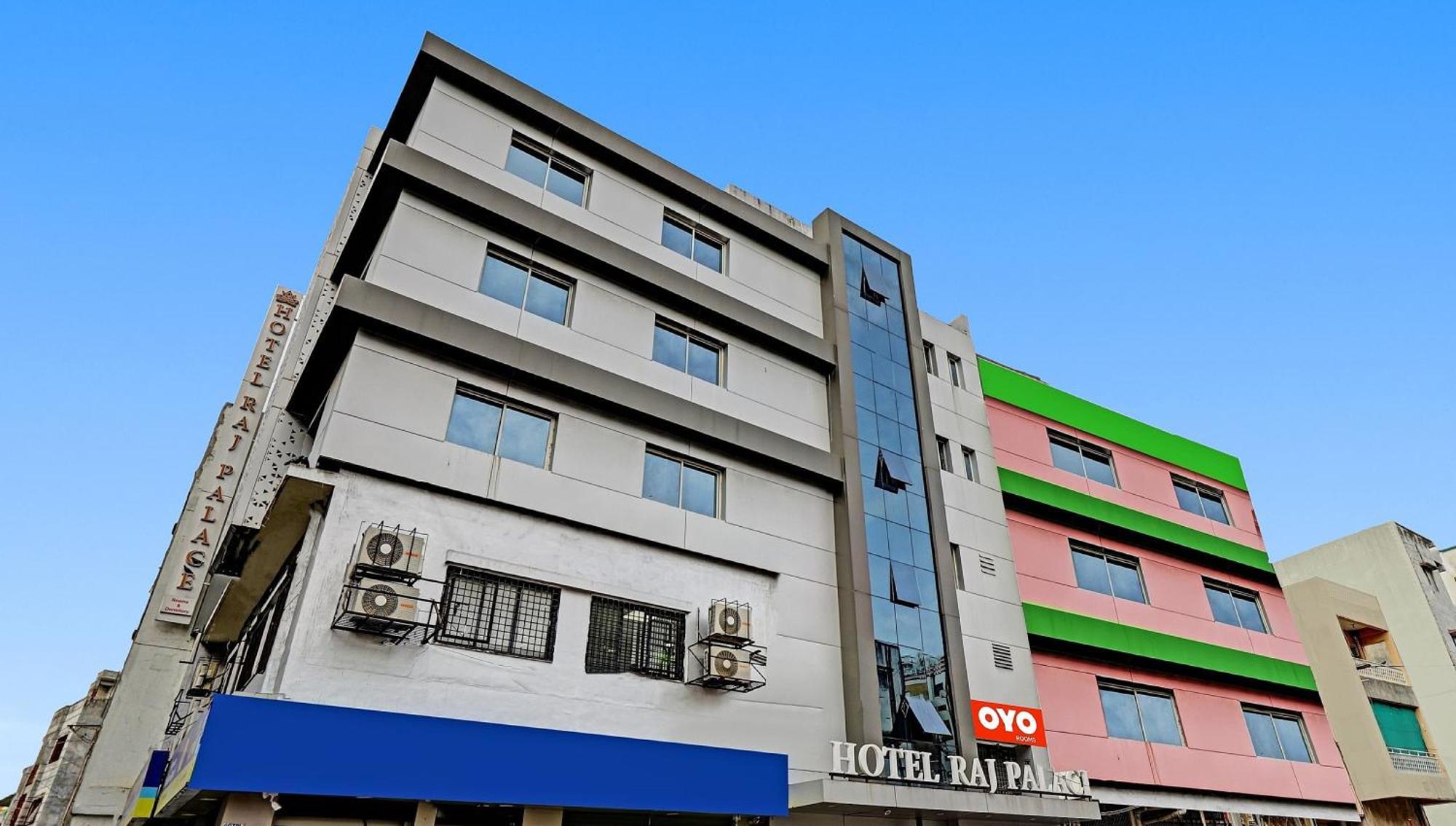 Collection O Hotel Raj Palace Vadodara Exterior photo