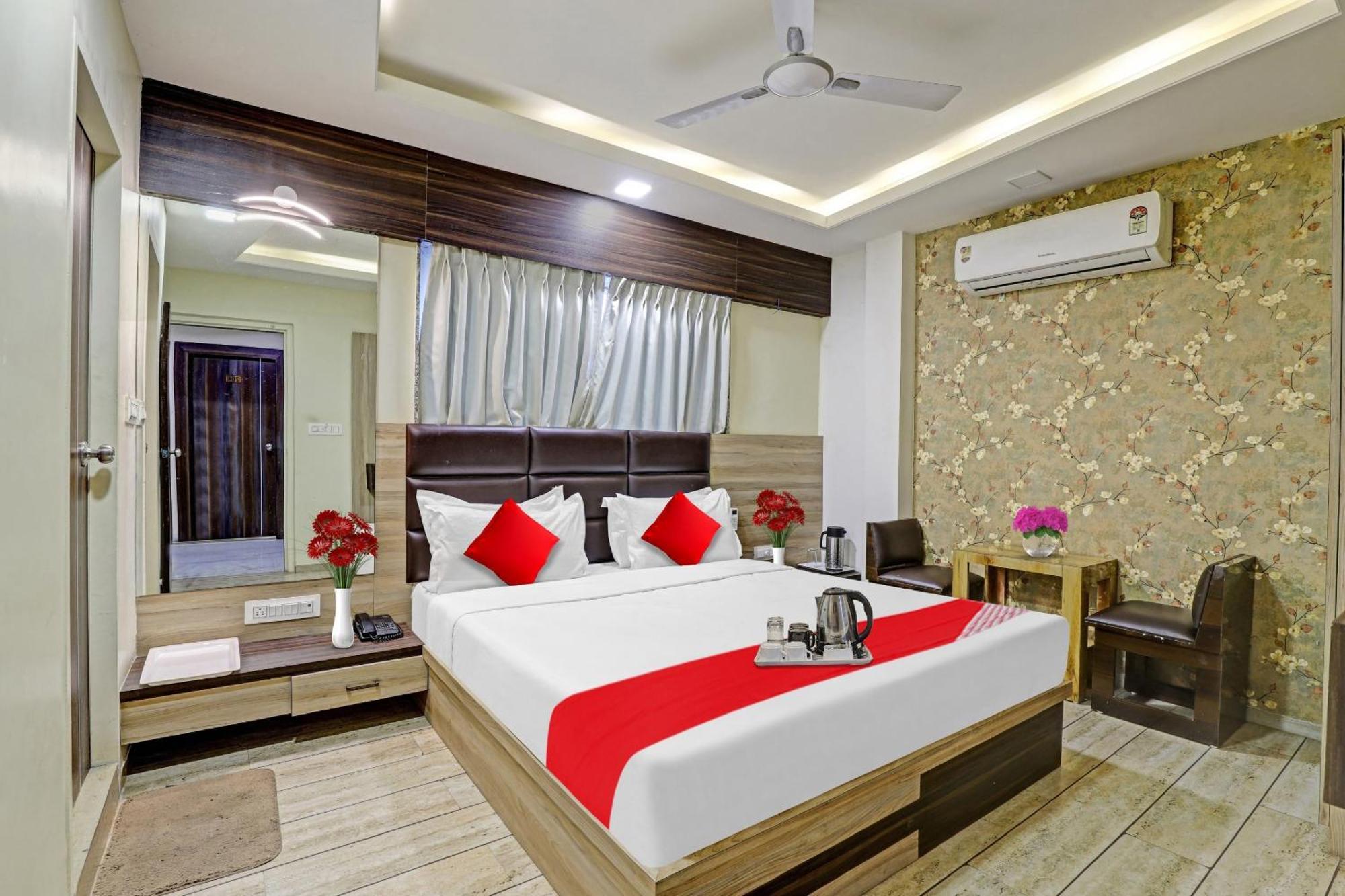 Collection O Hotel Raj Palace Vadodara Exterior photo